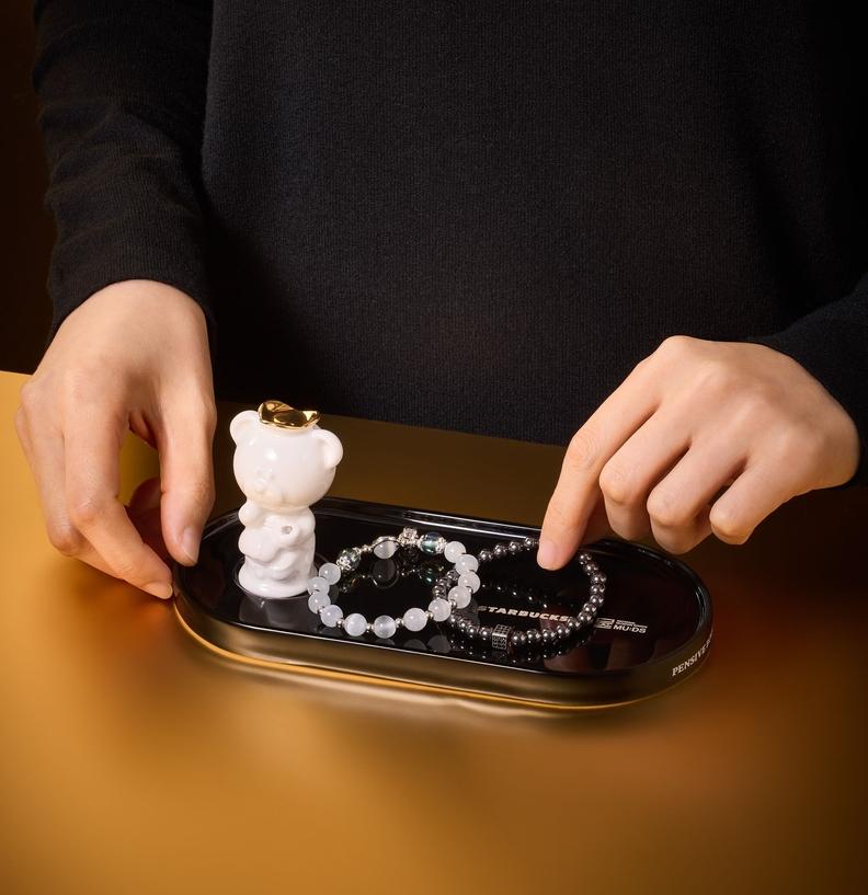 사유의 방 피규어 플레이트 / 스타벅스&nbsp;